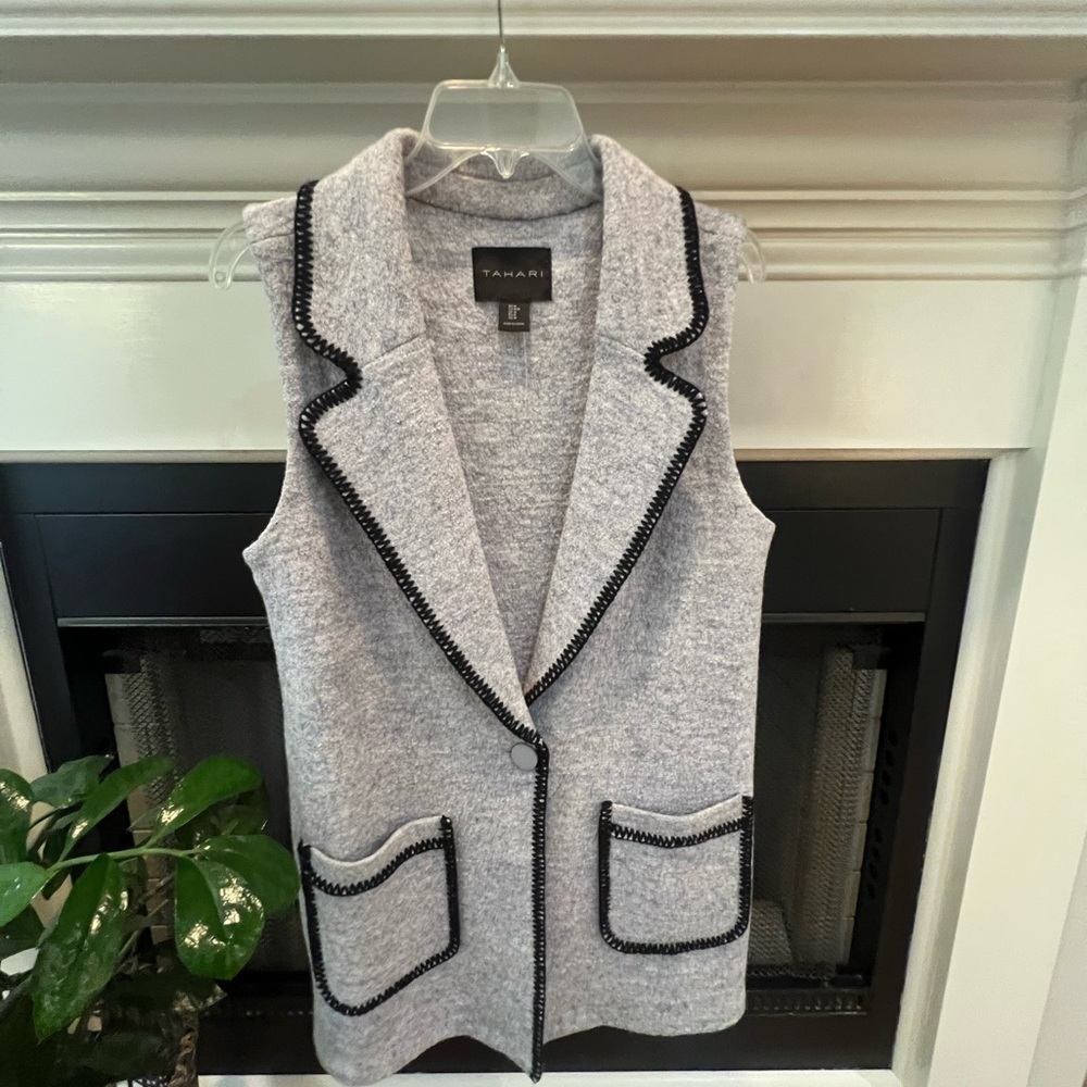 Tahari Vest Wool Blend Knit Open Front Long Women's Size medium Grey Black